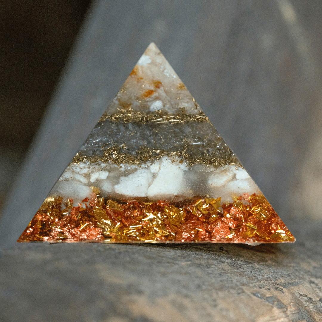 Pyramide Générateur d'Orgonite - Devenir Lumière, Créativité