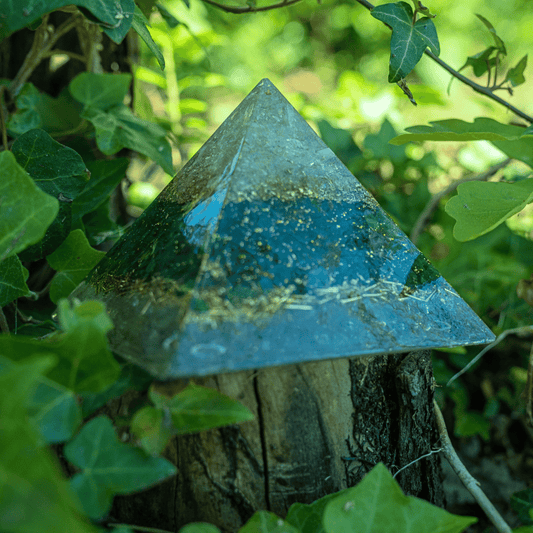 Pyramide génératrice d'orgonite - Accomplissement, Manifestation