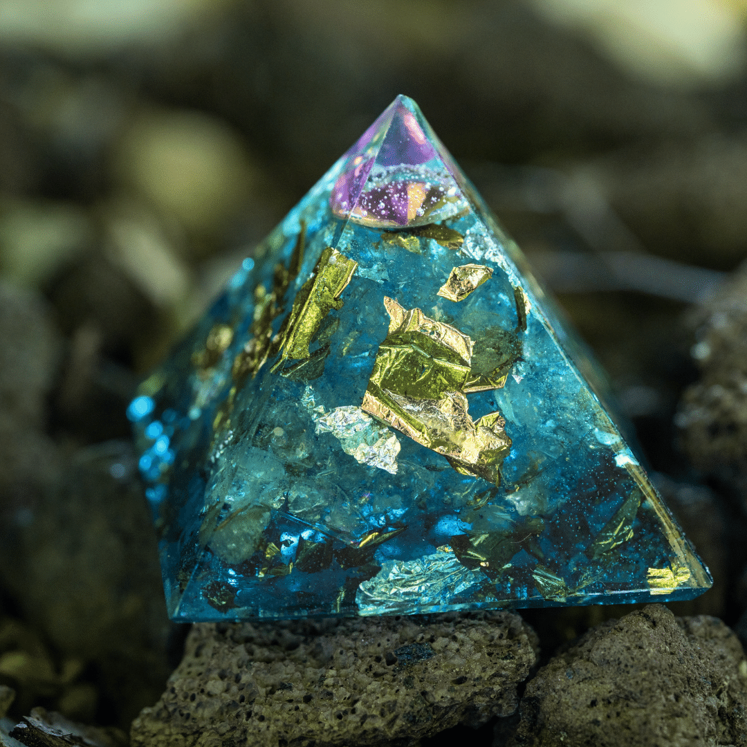 Pyramide d'orgonite de l'Œil de l'Atlantide - Concentration, clarté